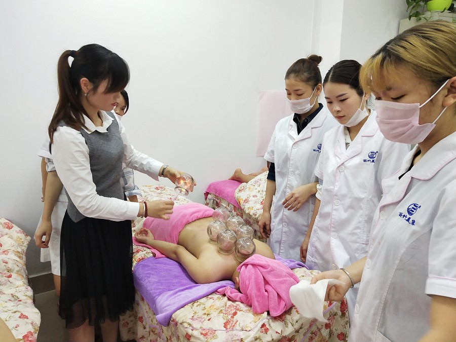 南寧美容師拔罐教學(xué)培訓(xùn)，你了解拔罐嗎