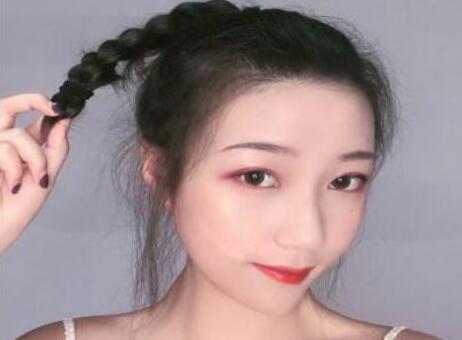 手殘黨福利！日常又減齡的6款少女發(fā)型