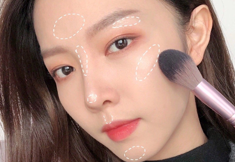 南寧化妝學(xué)校：學(xué)會(huì)修容高光，進(jìn)階臉 ??? 