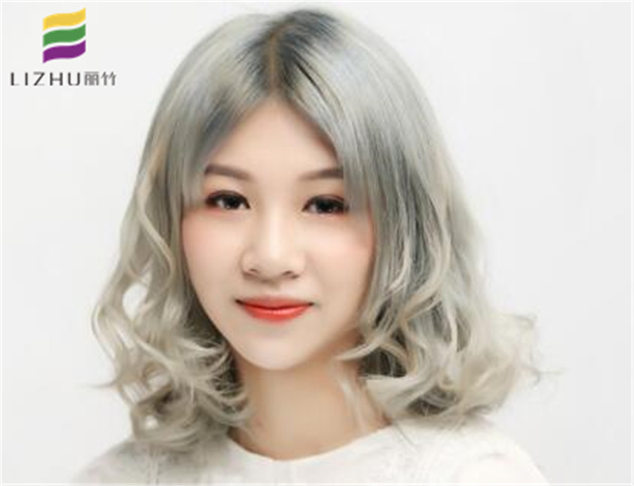 燙染知識(shí)：正確健康褪色的美發(fā)技巧