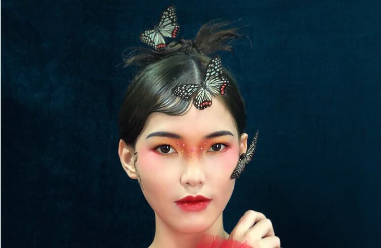 元?dú)夂麏y容，彰顯南寧學(xué)彩妝的學(xué)校哪家?guī)熧Y強(qiáng)