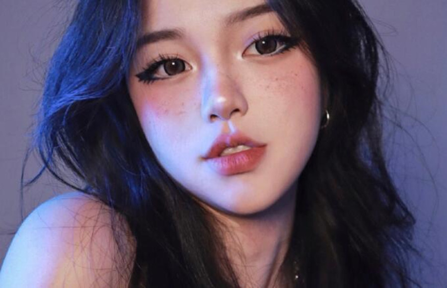 Egirl妝教程，南寧化妝學(xué)校找到了