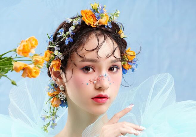 田園風(fēng)新娘有哪些特點？廣西教新娘妝的學(xué)校分享給你