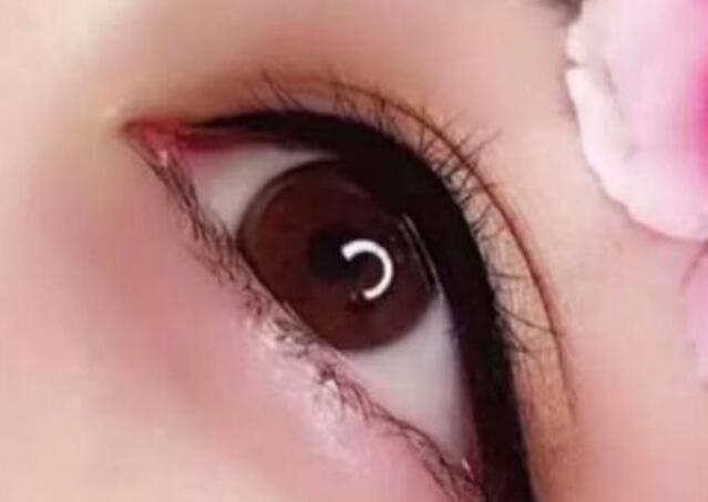 美瞳線需要紋小尾巴嗎？南寧紋繡專業(yè)學(xué)校課程