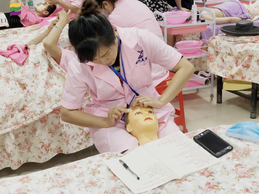 面部穴位認識 ，南寧美容基礎學習