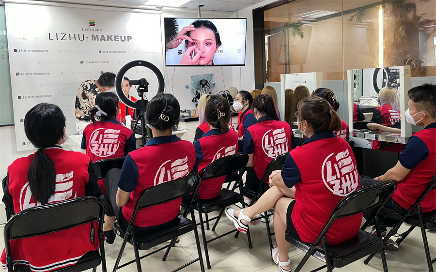 國風妝容造型課堂 ，都是復古回憶的味道