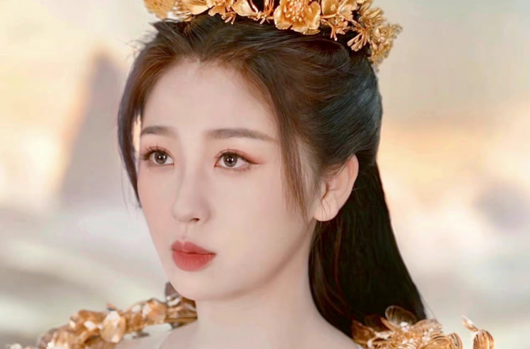 息山神女的眼妝教程，真的又仙又御