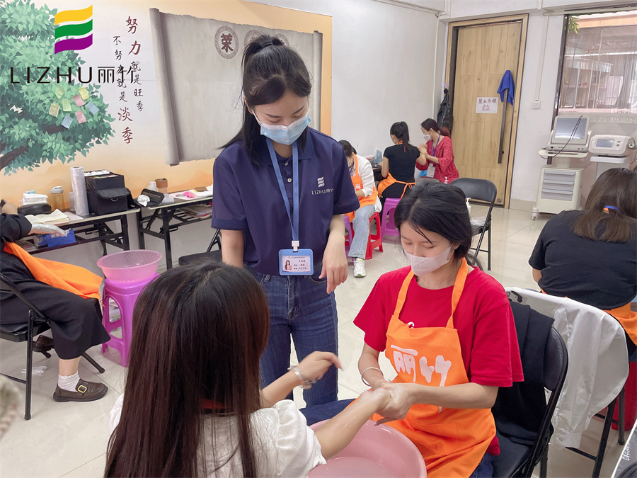 美甲手部護(hù)理的重要性，廣西美甲實(shí)操教學(xué)