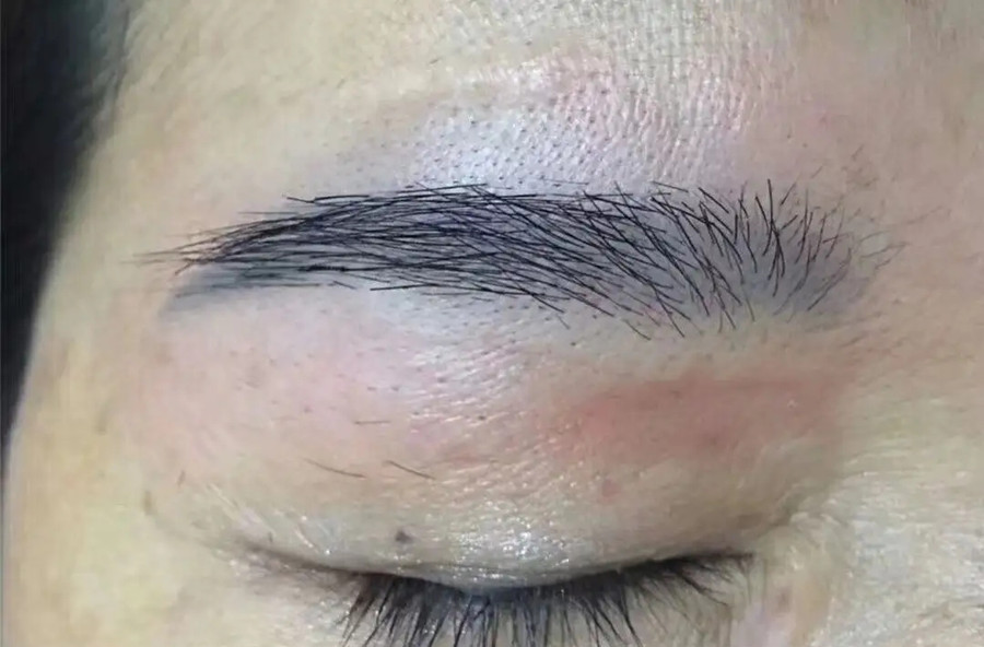 藍(lán)眉和紅眉形成的原因，看南寧紋繡培訓(xùn)正規(guī)學(xué)校哪家好?