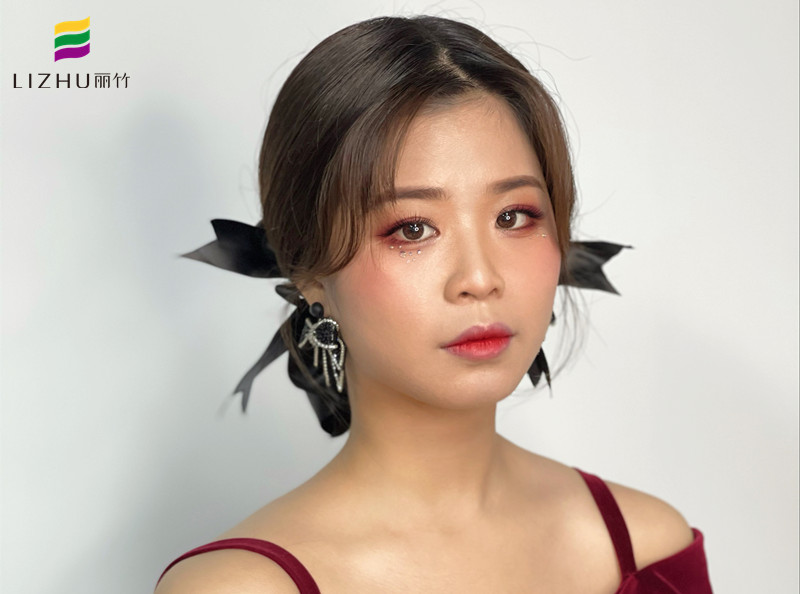 時尚簡約造型，廣西美妝師專業(yè)學校作品