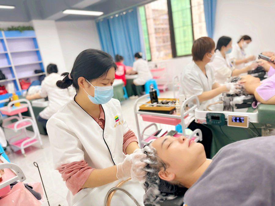 頭療過后的注意事項，廣西頭療職業(yè)學(xué)校總結(jié)