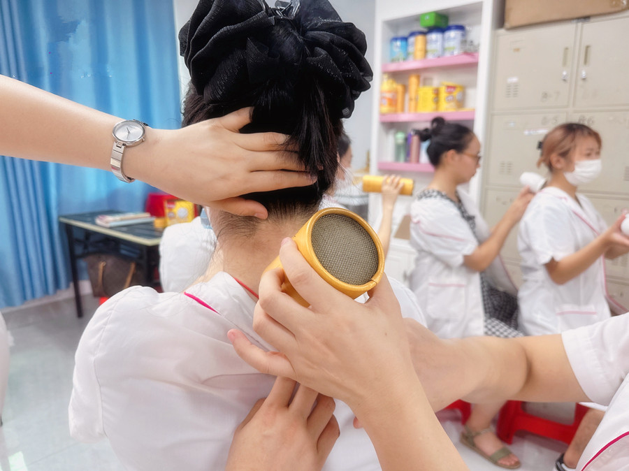 三伏天艾灸的功效，零基礎(chǔ)美容培訓(xùn)