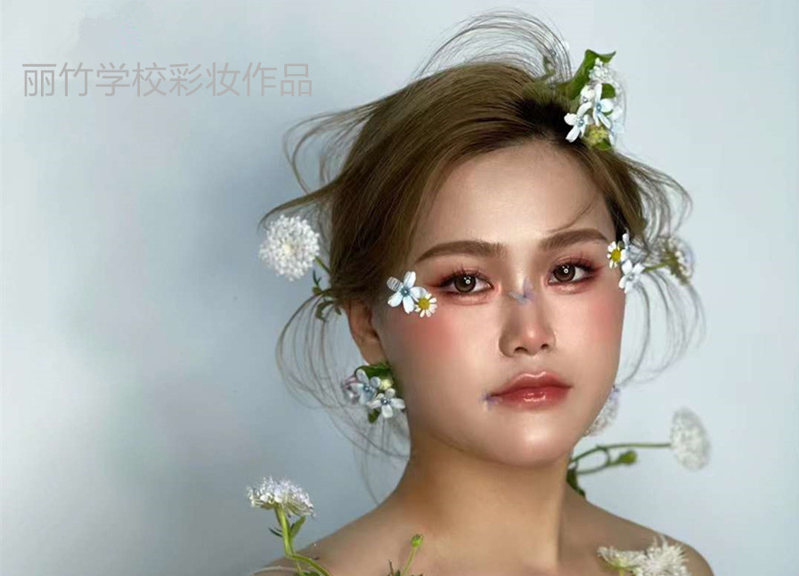 抽絲新娘造型，零基礎(chǔ)學化妝作品