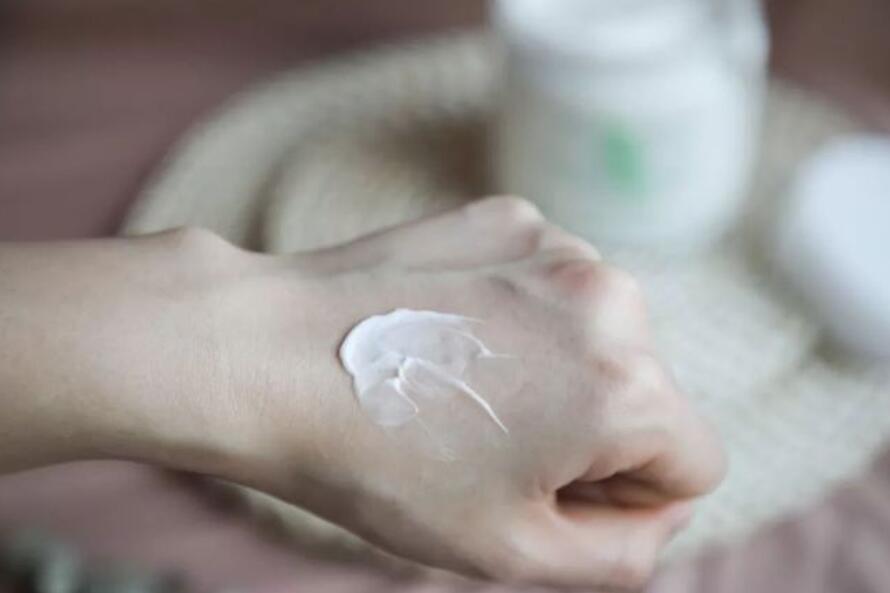 身體乳使用誤區(qū)，南寧美容美體護膚學(xué)校分享