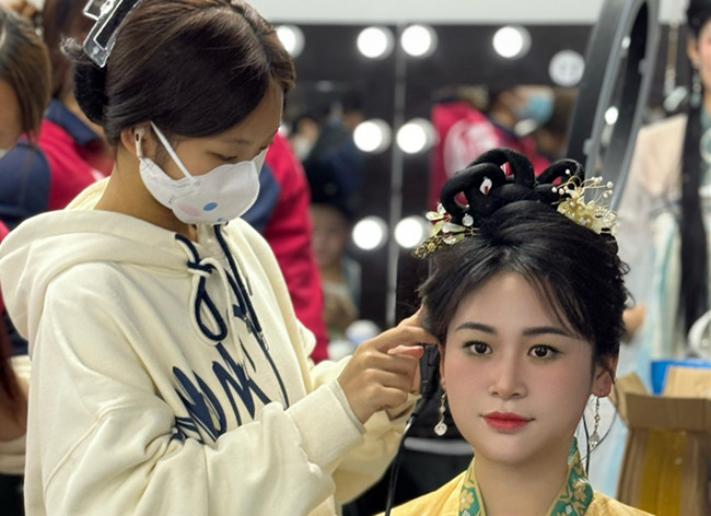 漢服造型設(shè)計(jì)，南寧培訓(xùn)漢服造型師作品