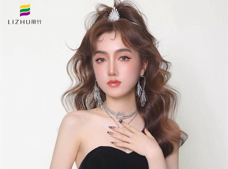 千金晚宴造型，南寧化妝彩妝造型學(xué)校作品