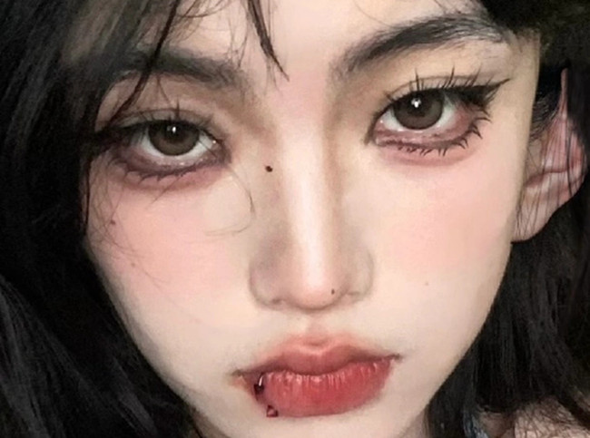 超A的亞裔混血辣妹眼妝教程，廣西網(wǎng)紅造型培訓(xùn)