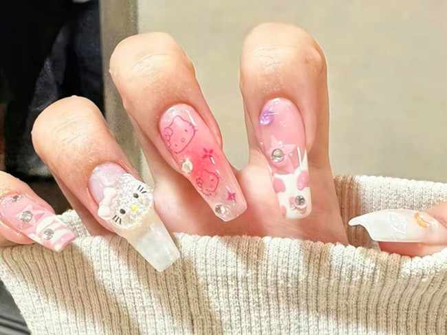 凱蒂貓美甲，南寧美甲款式造型學(xué)校分享