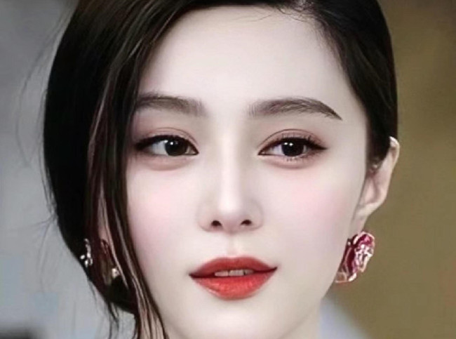 玉面桃花狐貍眼妝容解析，告訴廣西化妝造型哪家有實(shí)力？