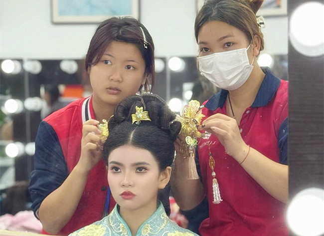 秀禾妝容，用實(shí)力展現(xiàn)廣西彩妝學(xué)校哪家有實(shí)力？